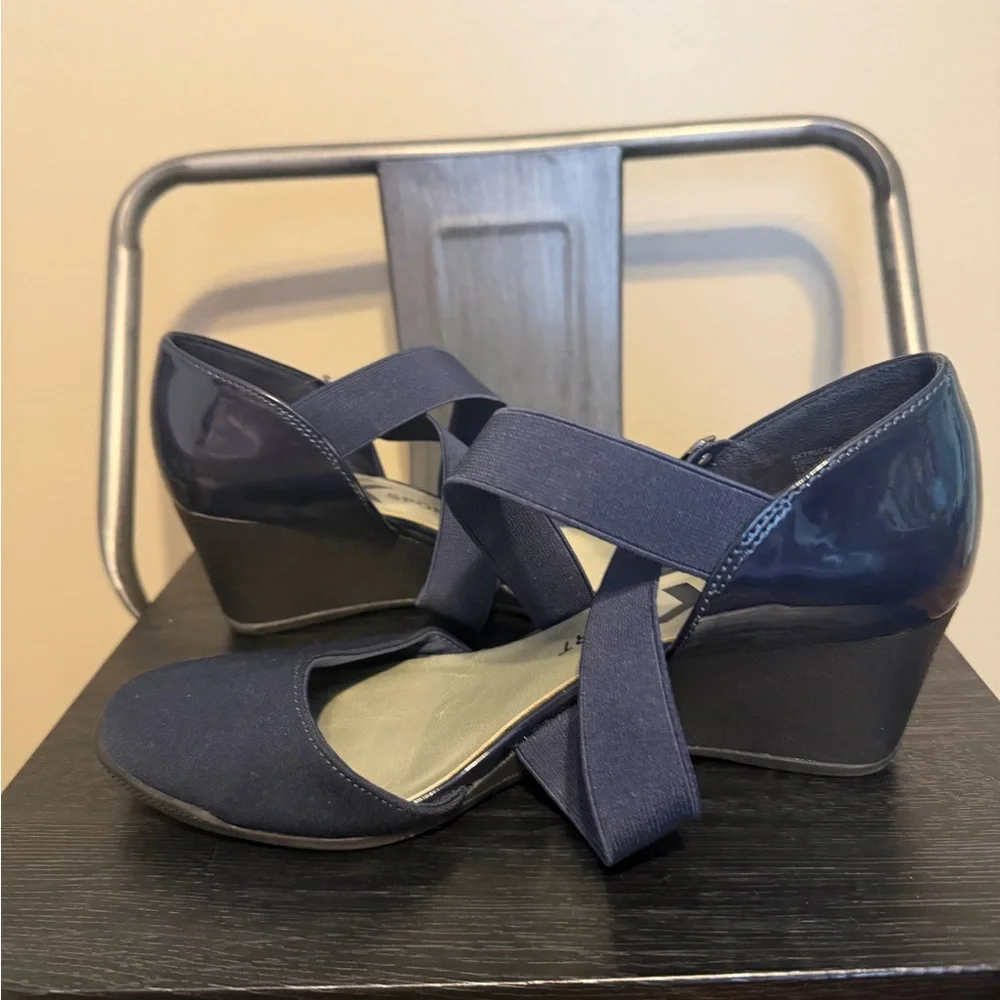 Anne Klein Sport chic navy